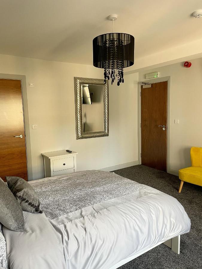 Hôtel Plumbers Arms à Huddersfield Extérieur photo